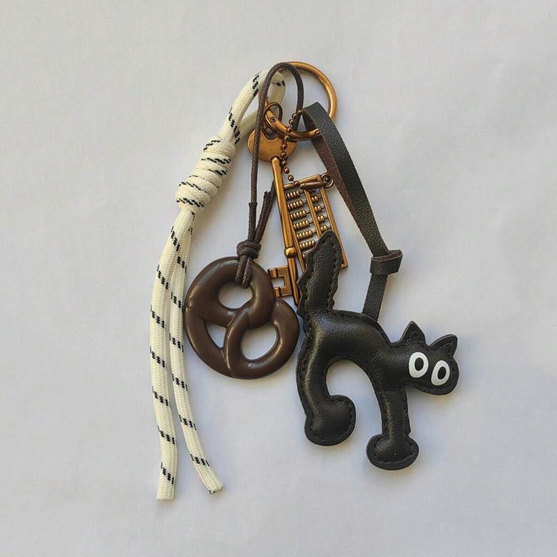 Yogodlns Lovely Bread Handmade Rope Backpack Bag Accessories Cute PU Leather Cat Shape Handbag Pendant