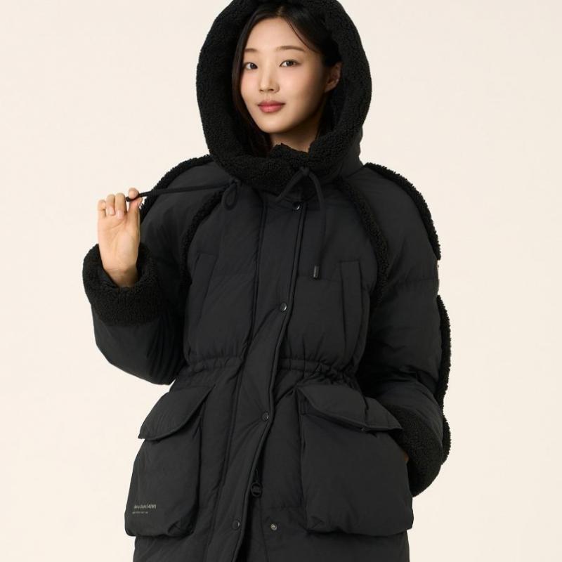 W Bobble Mustang doWn