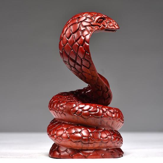 Statua di serpente in legno 2025, statuetta di animale dello zodiaco Feng Shui per il capodanno cinese, piccola scultura realistica di serpente per la decorazione della scrivania di casa e ufficio.