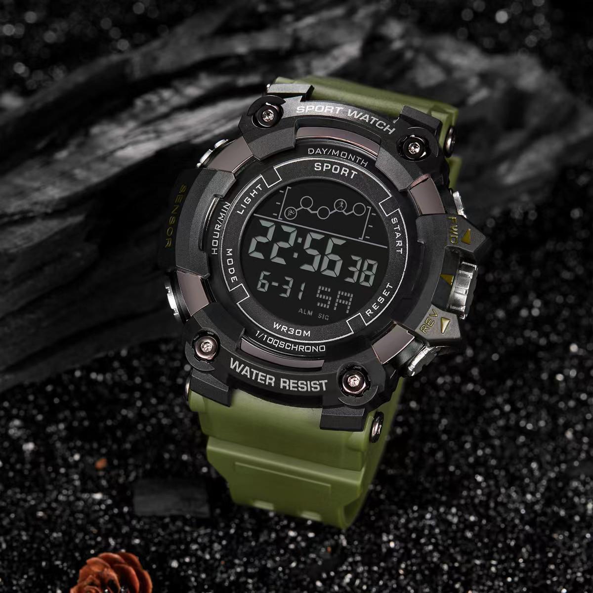 

Мужские спортивные часы для активного отдыха с большим циферблатом, календарем, будильником и секундомером ArmyGreen армия зеленый