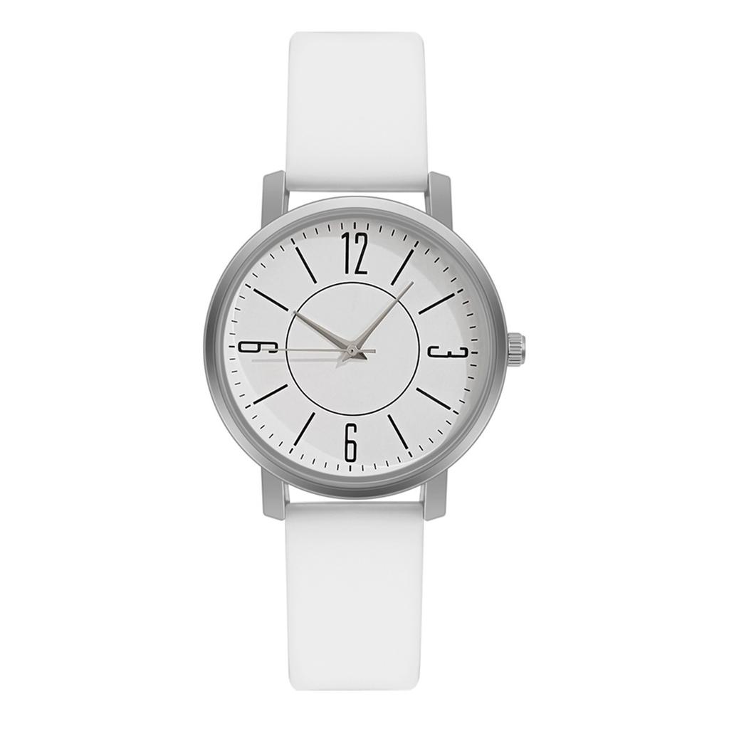 Quartz Wristwatch for Adults with Silicone Band Minimalist Design Round Dial Analog Display Suitable for Casual and Daily Wear