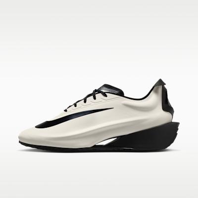 Nike First Sight Noir Running Shoes Women s White Black 42