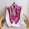 Spécial pour les foulards carrés en soie sergée, foulard en satin imprimé soie imitation foulards en soie polyvalents pour femmes