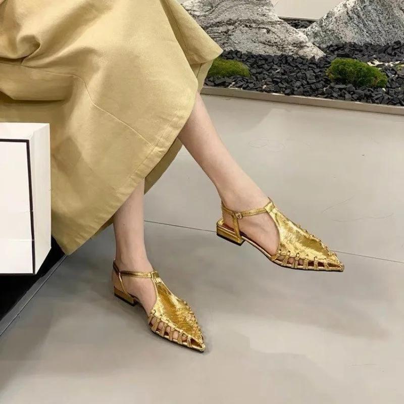 Women's Flat Sandals Pointed Toe Weaving Hollow Leaking Heel Shoes Women Daily Summer French DressTemperament Designer Sandals