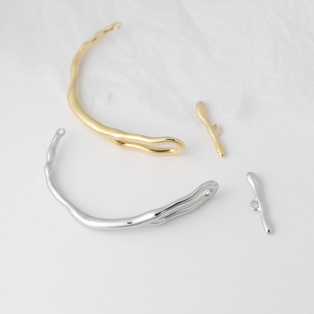 18K Gold & White Gold Pearl Bracelet with Irregular Branch and Bent Tube Design