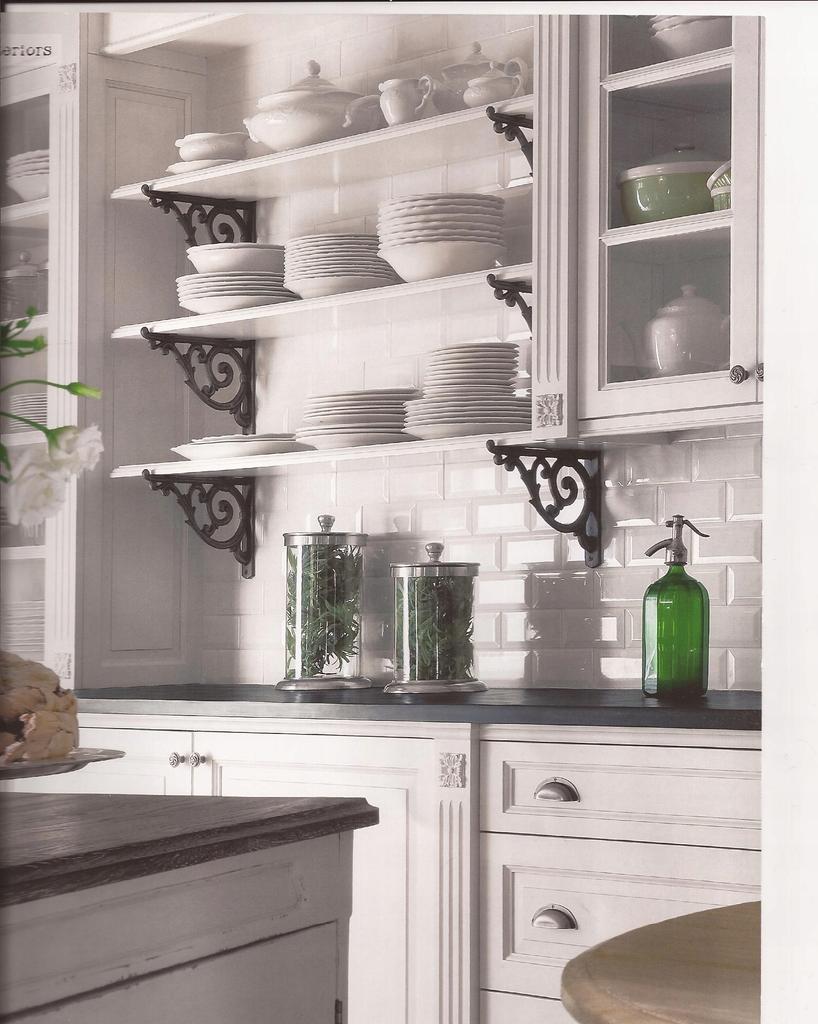 Cast iron hanger bracket