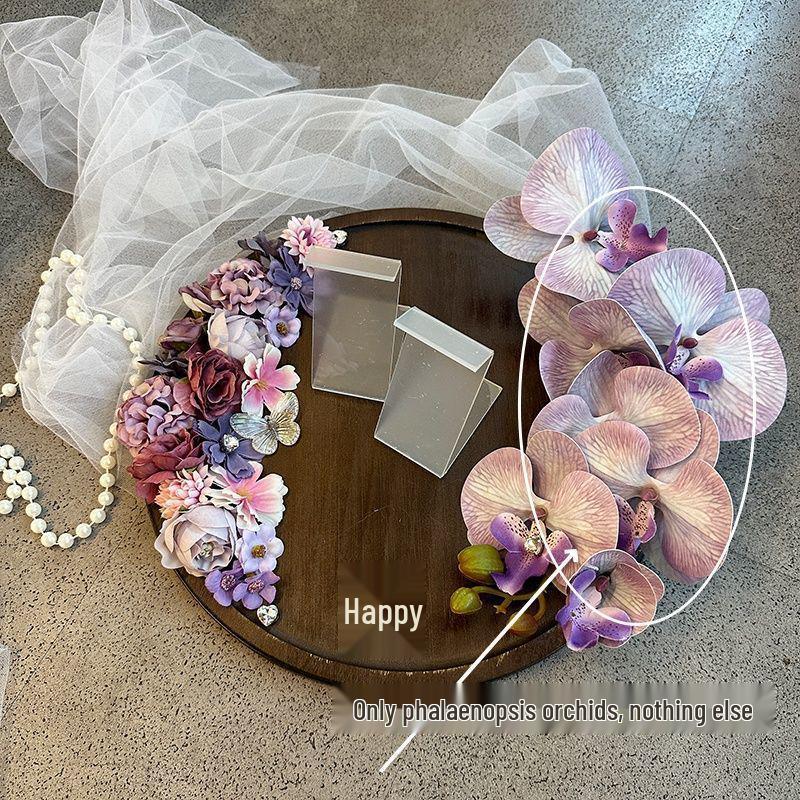 

Antique Chinese Style Round Tray for Wedding Shoe Display