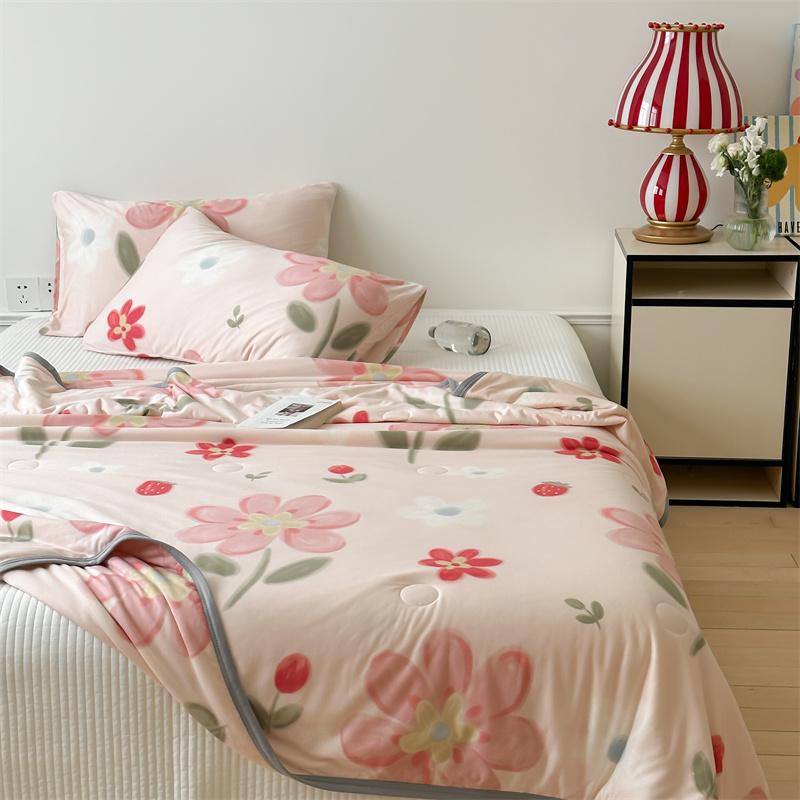 Pink Flower Pattern Quilt Breathable Comfortable Air-conditioning Quilted Quilt Skin-friendly Multi-functional Thin Blanket
