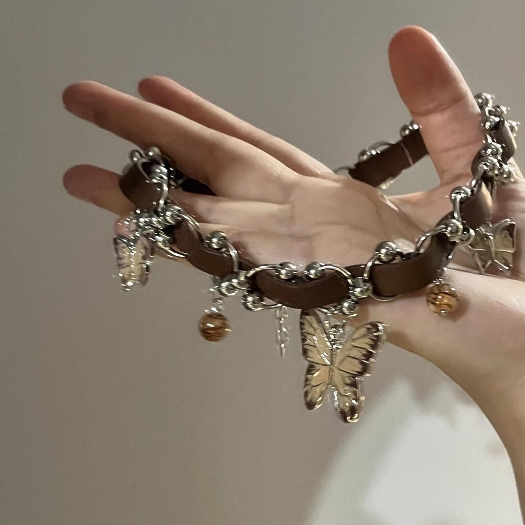 American Spice Girl Butterfly Necklace Maillard Brown Vintage Choker Neck Ring Niche Premium Sense Leather Collarbone Chain