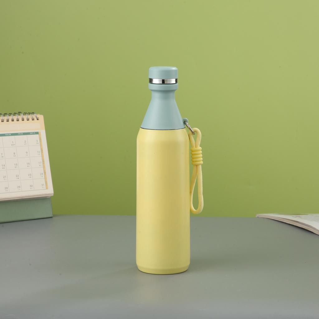 500ml Edelstahl Thermoskanne Einzigartiges Design Reisebecher Kleine Öffnung Auslaufsicher Wasserflasche für Auto-Getränkehalter Wandern Fitnessstudio Flasche