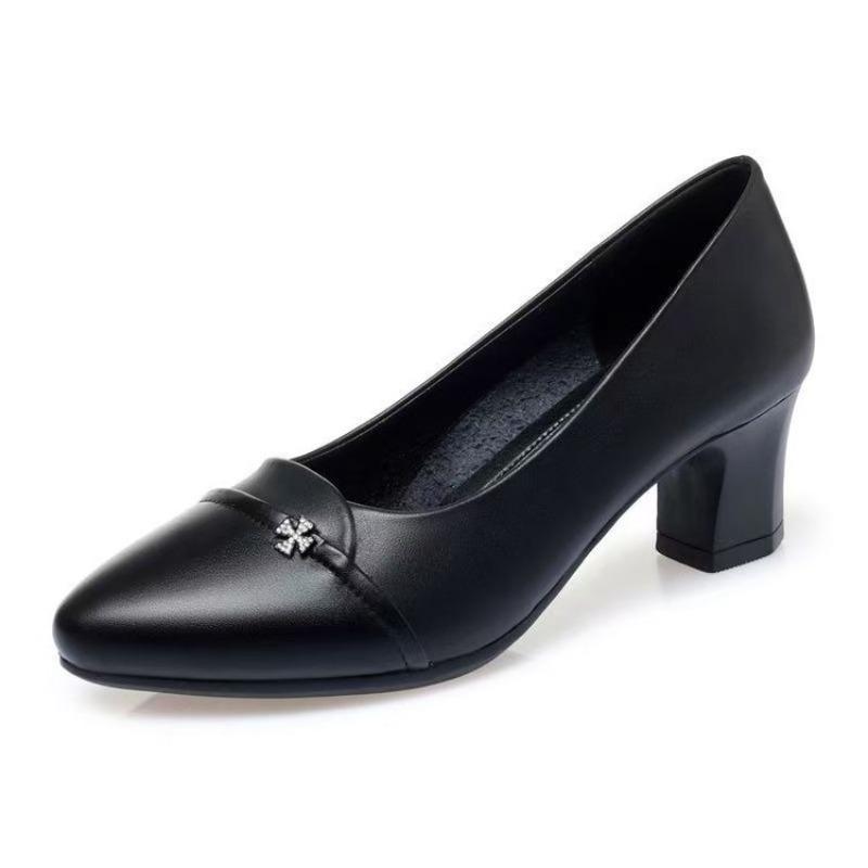 Single Shoes with Low Heels and Soft Soles, Made of Leather, Women's Shoes with Mid-heels, New Style