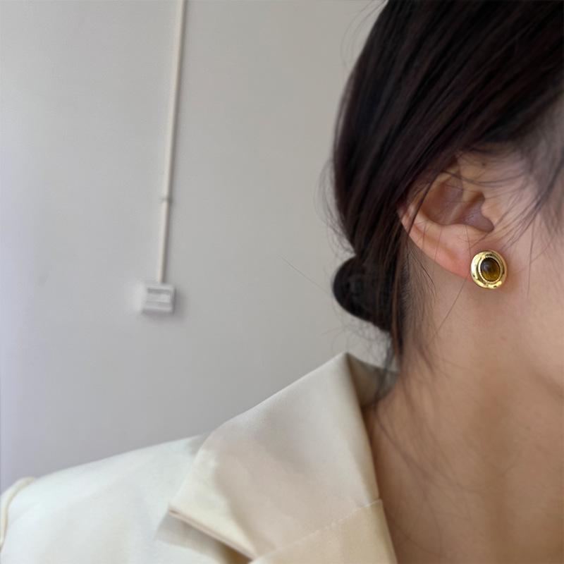 Elegant Retro Tiger Eye Oval Stud Earrings - Gentle Luster for Prom