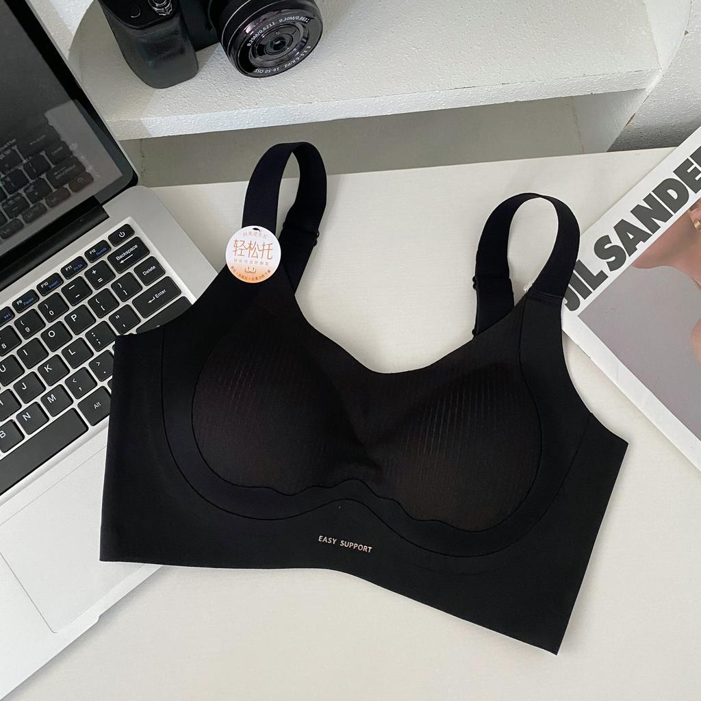 Easy to hold thin cup, small and seamless, anti-gravity pull, anti-sagging adjustment, gather bra