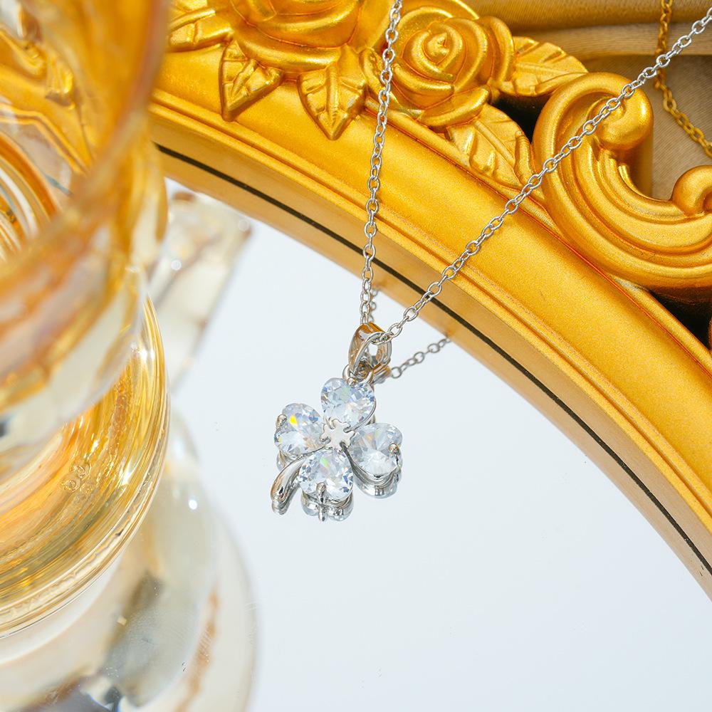 Stainless Steel Chain Cute Zircon Four Leaf Clover Pendant Necklaces for Women Girls Lucky Simple Jewelry Gifts for Friends