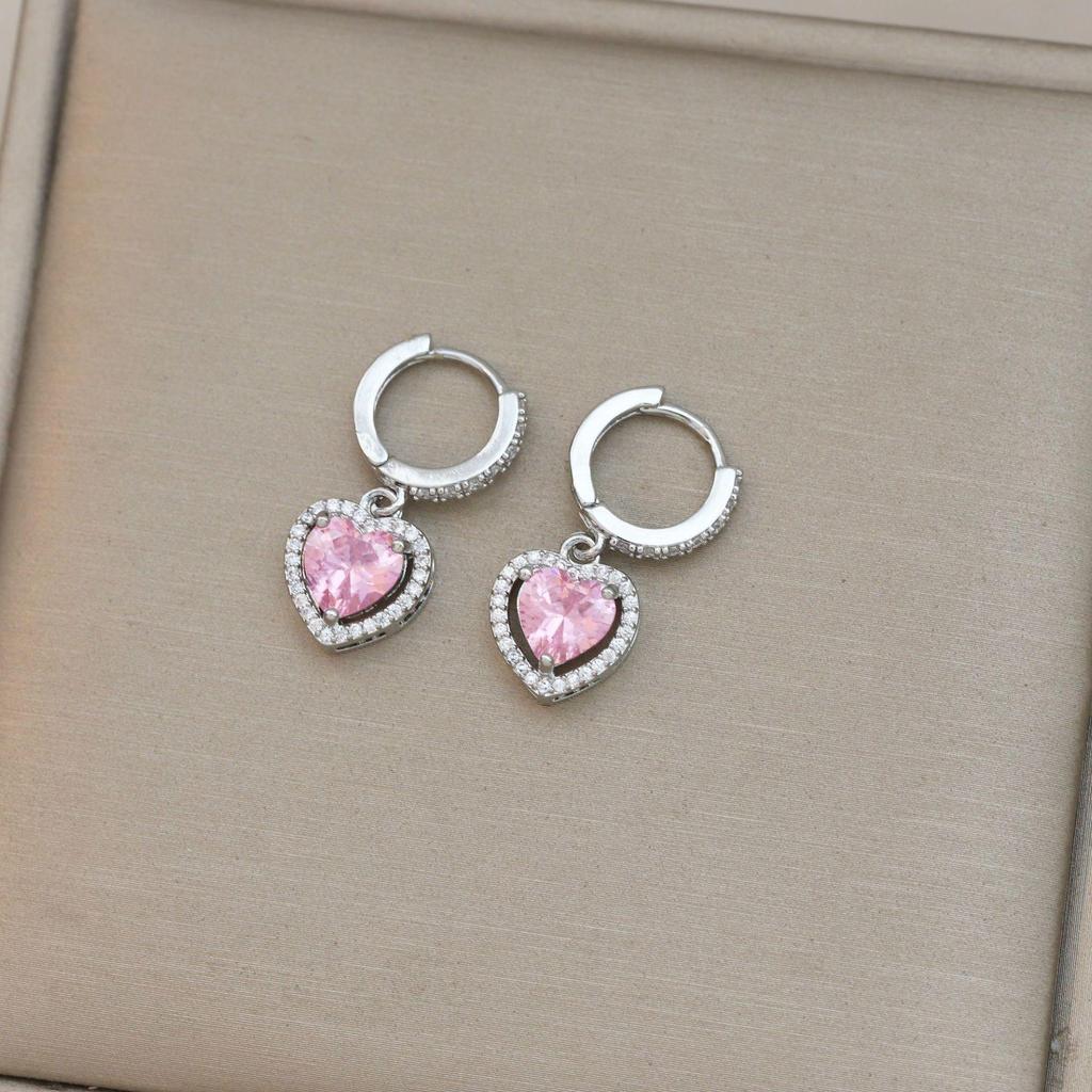 Women's Red Heart Jewelry Set: Necklace, Earrings, and Ear Cuffs - Japanese & Korean Niche Design for Autumn/Winter.