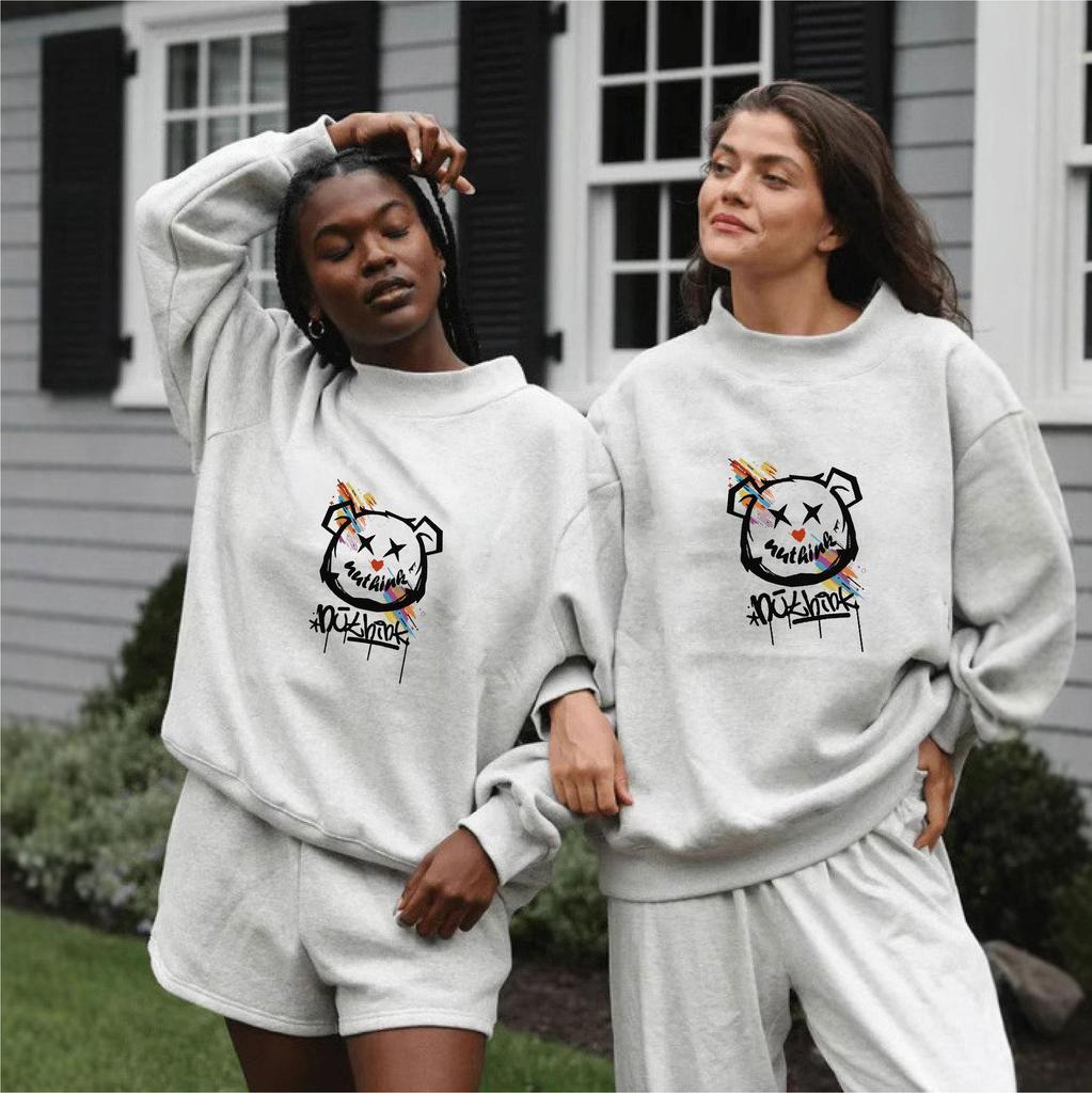 Trendy Casual Women's Sweatshirt: Versatile Mid-High Collar, Comfortable Loose Fit, Long Sleeve for Spring & Autumn.