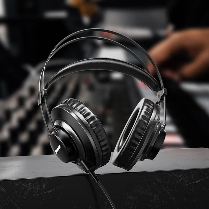 

Newmine TL103 Professional Monitoring Headphones