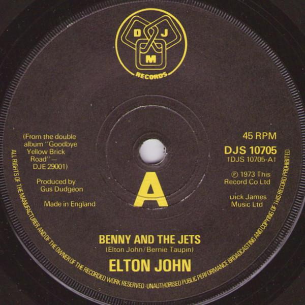 

7inch Record ELTON JOHN - Benny And The Jets DJS10705 DJM Records 1976 UK Rock Used