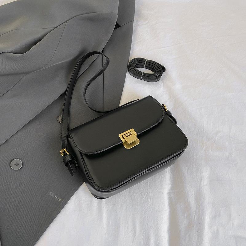 2025 bag women's winter new trend fashion simple messenger bag retro foreign style shoulder bag simple small square bag