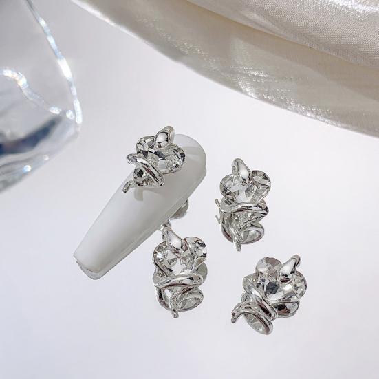 10Pcs Heart Snake Nail Charms Decorations Sparkling Vibrant Color Widely Used Decorative Manicure Ornaments Nail Art Decor