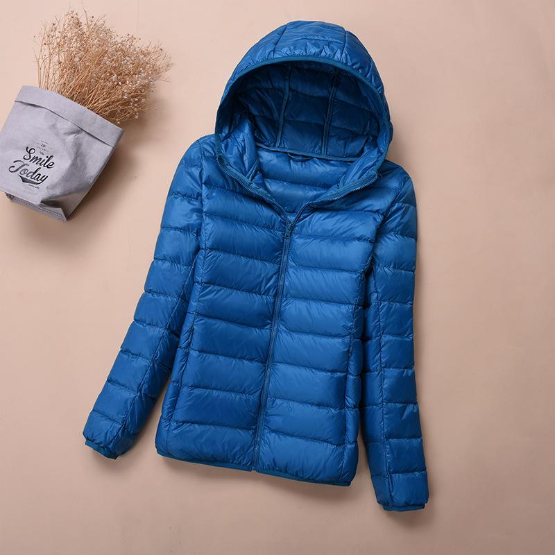New Light Down Jacket Women's Short White Duck Down Fashion Autumn and Winter Light Jacket