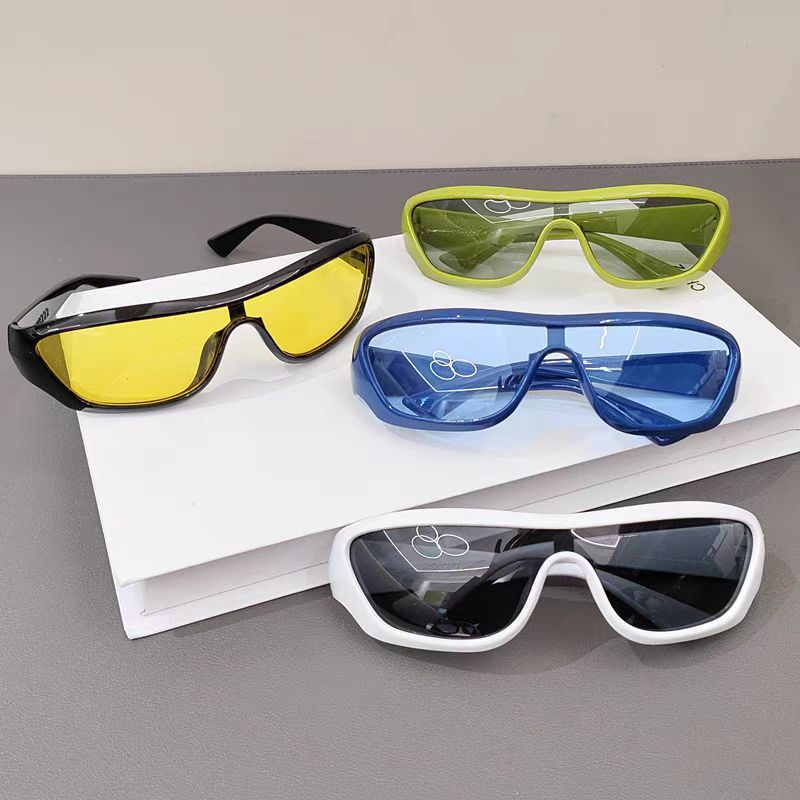 Futuristic One-Piece Mirror Personalized Sunglasses Women Men   Steampunk Goggles Rave Party Glasses Uv400