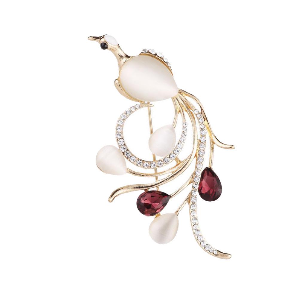 Hummingbird Crystal Rhinestone Brooch: Elegant Alloy Pin for Clothing Accessories