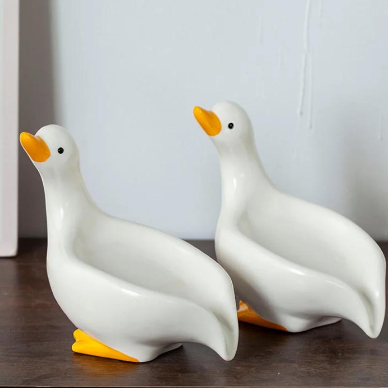 Ceramic Duck-Shaped Soap Dish with Self-Draining Design  for Shower Bathroom Kitchen Tub Sink Tray