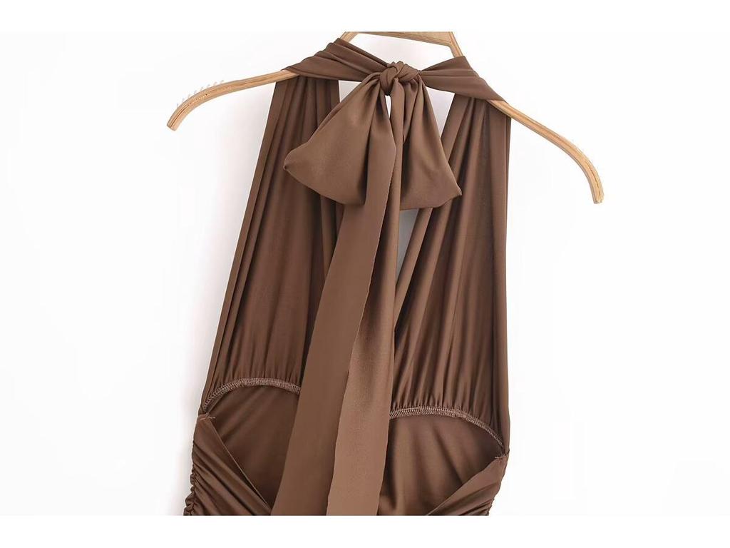2024 Winter Women's European & American Style Halter Neck Waist-Hugging Dress