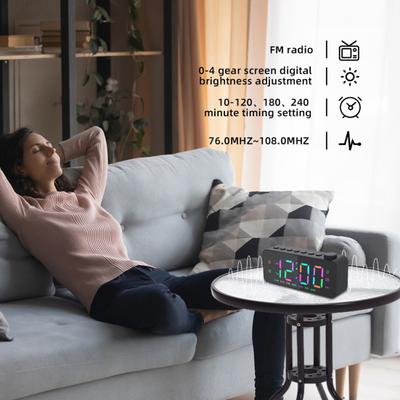1 set Ceas cu alarmă Funcție de amânare Radio FM 8 sunete de alarmă Încărcător USB Afișaj LED Ceas digital cu ecran mare reglabil pentru studenți