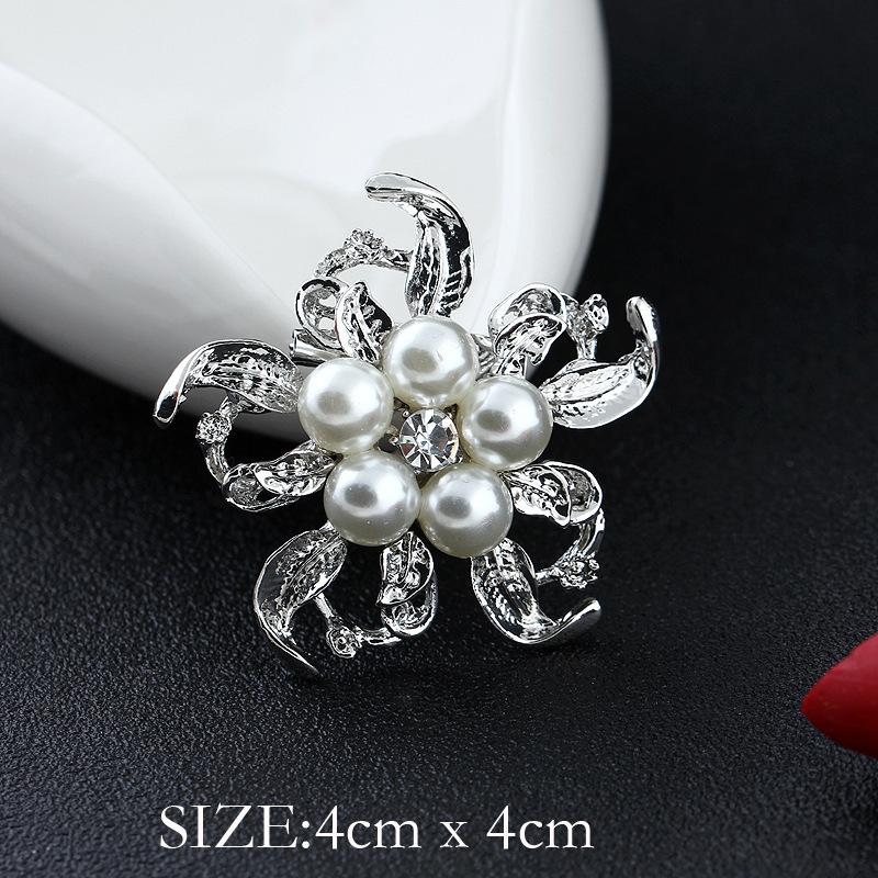 Mode Kristall Strass Persönlichkeit Vielseitig Perlenkranz Kleine Brosche Anstecknadel Damen Seidenschal Schnalle