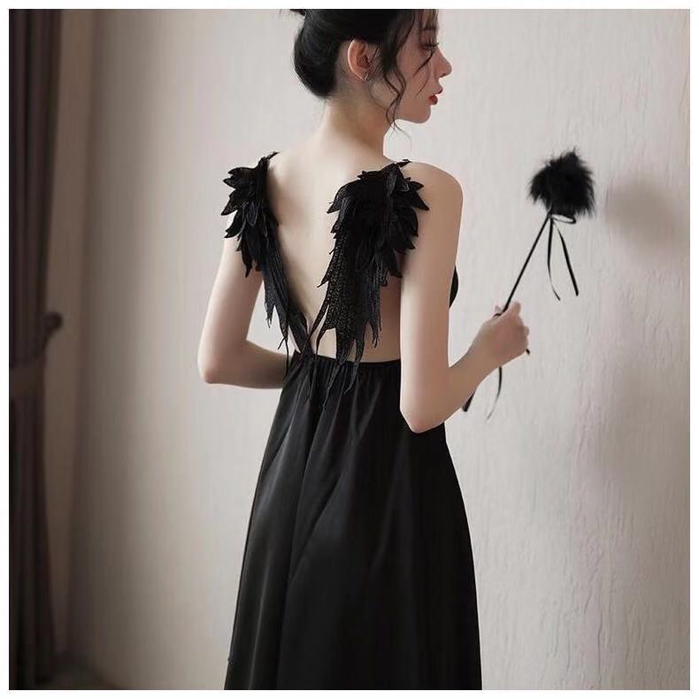 Sex Underwear Spreading Suspender Sexy Pajamas Backless Temptation Sex Pajamas Sexy Deep V Peacock Feather