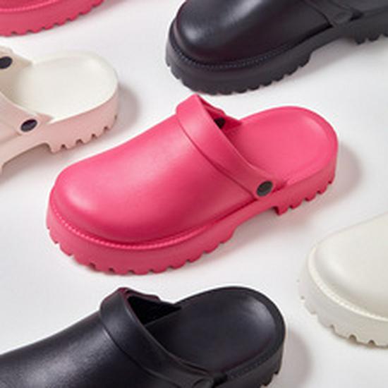 Versatile Women's Outdoor Coconut Slippers with Height Boost 2025