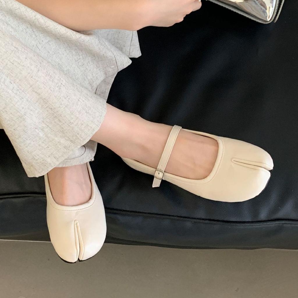 Fashion IPPEUM Split Toe Ballet Flats Shoes TabIs Mary Janes 2025 New Fashion Winered Ballerina Flat Shoes