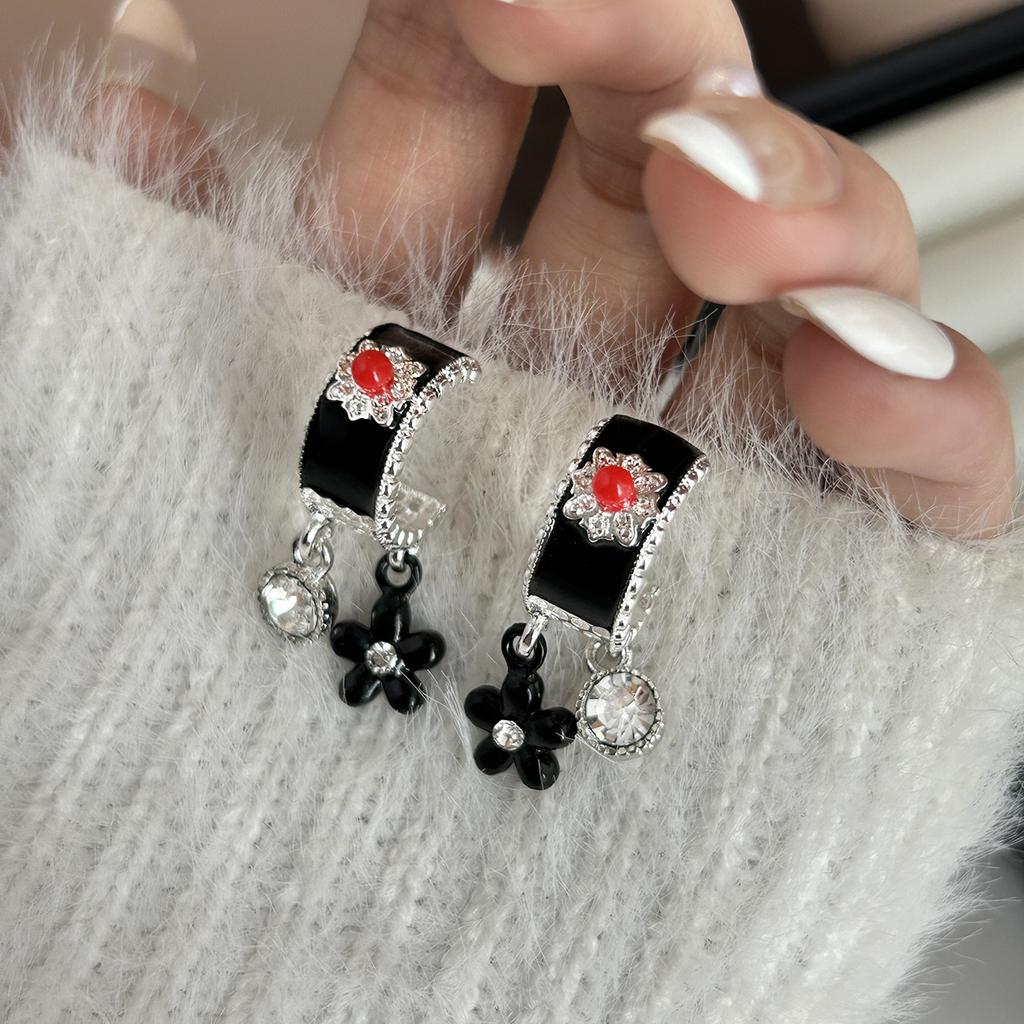 Diamond Flower C-Shaped Pendant Female Personality French Retro Court Style Light Luxury Fashion High-End Earrings