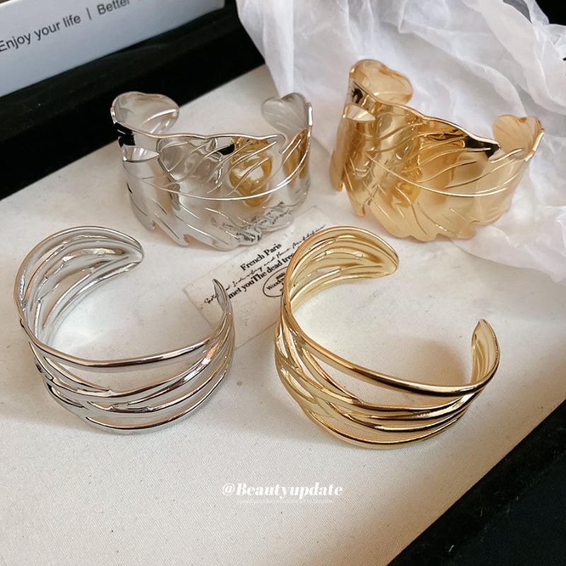 Irregular Metal Glossy Printing Open Bracelet Retro Simple Versatile Bracelet Light Luxury High-end Jewelry