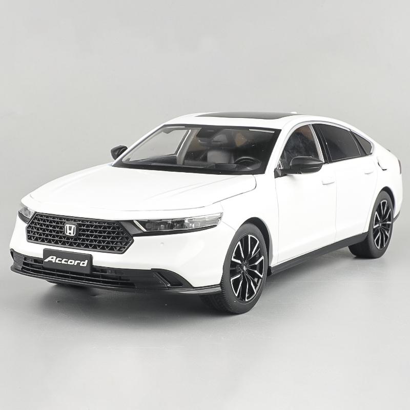 1:18 HONDA Accord Alloy Miniature Model Diecast Toy Car High Simulation Collectible Children Toy Car Sound And Light Holiday Toy