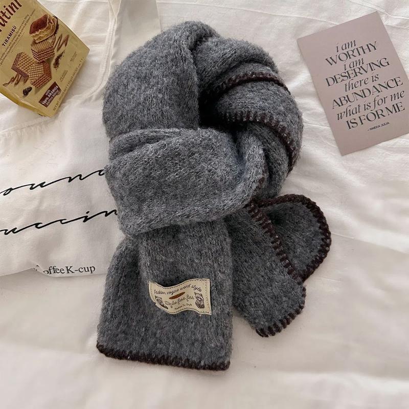 2024 New Retro Autumn and Winter New Warm and Knitted Neck Scarves