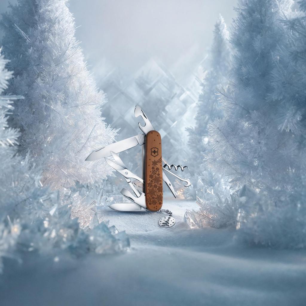 VICTORINOX Climberwood Winter Magic Limited Edition 2025 12 Disaster Swiss Silver Knife, Functions, Outdoor, Christmas, Snow, Tree, Camping,