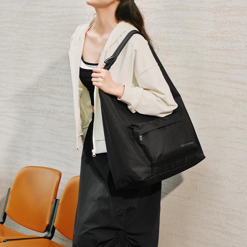 New Skechers Fabric Handbag, Shoulder Bag Medium Unisex Carbon Black L124U140-0018