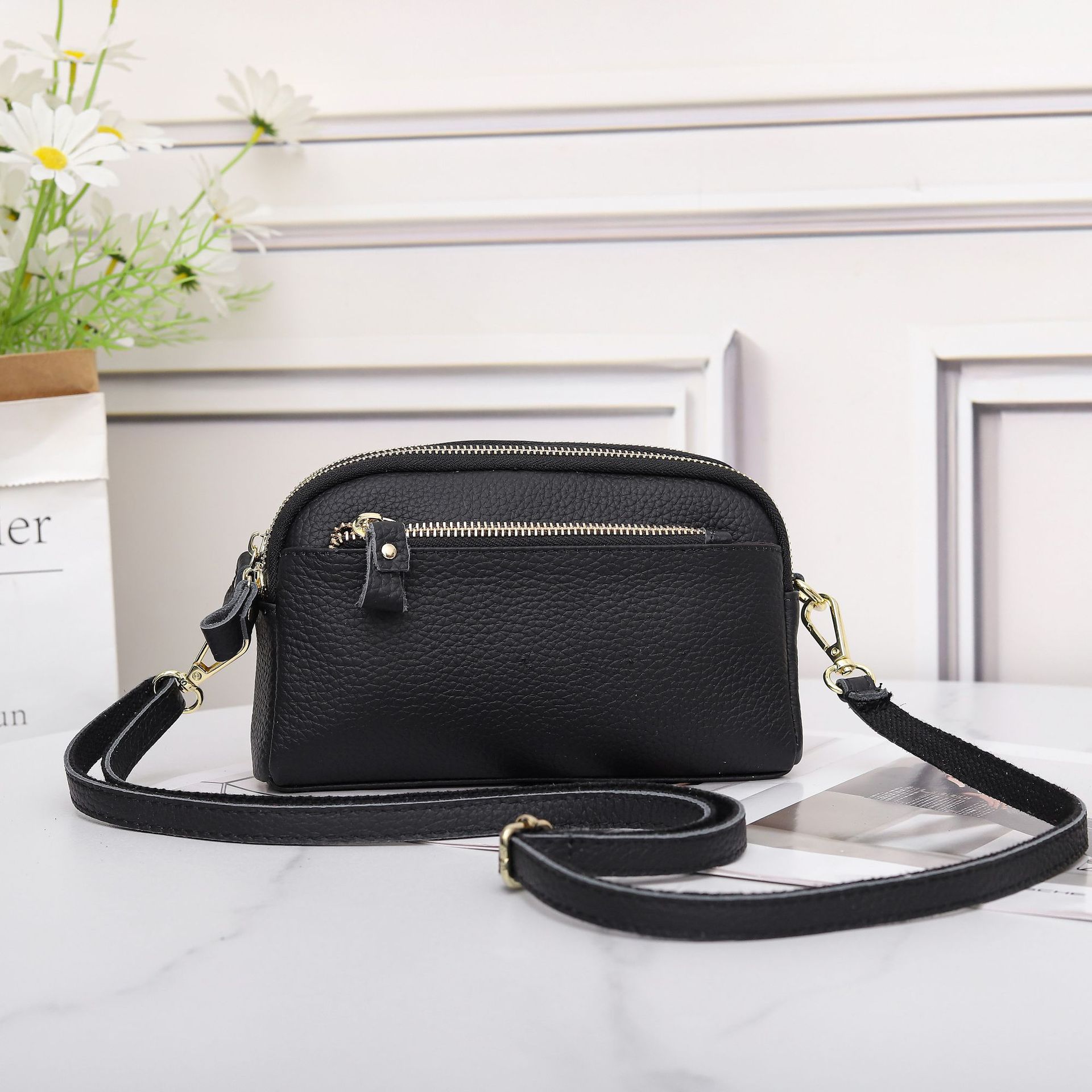 

Square Bag Soft Leather, Fashionable Women s Shoulder Crossbody Practical Handbag чорний