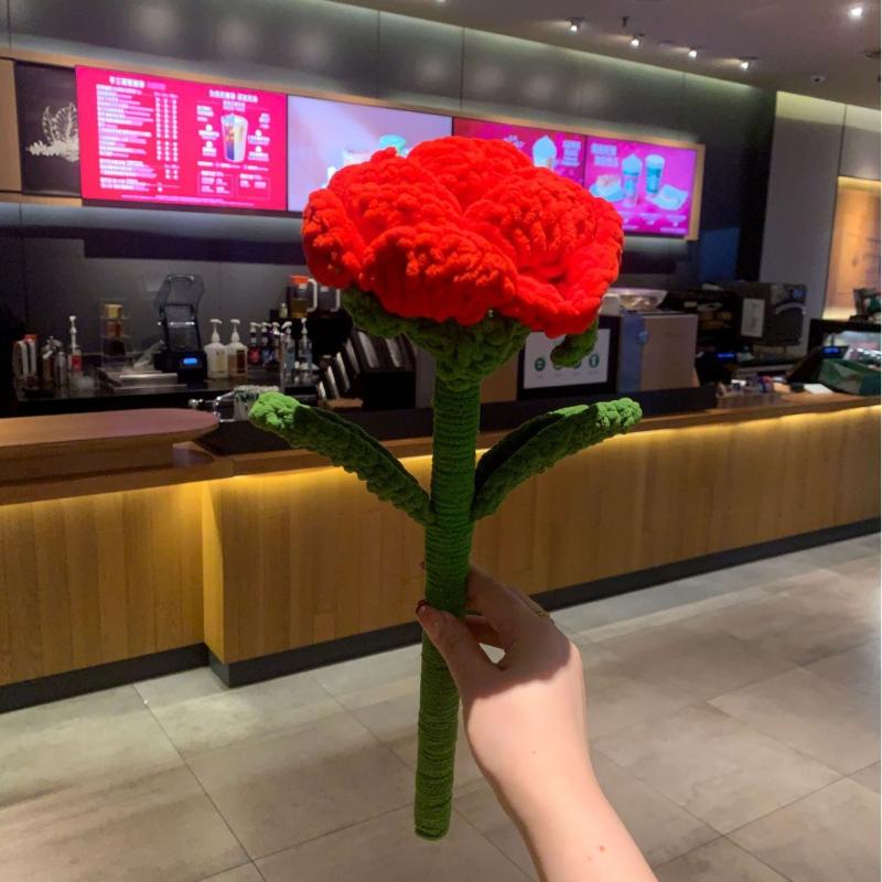 10Pcs Knitted Faux Roses Handcrafted Holiday Gifts for Valentine s Day For Special Someone