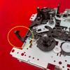 TN-21Z-2 Kassettenrekorder mit gebogenem Schlüssel, automatischem Stereo-Mechanismus und 6V-Motor.