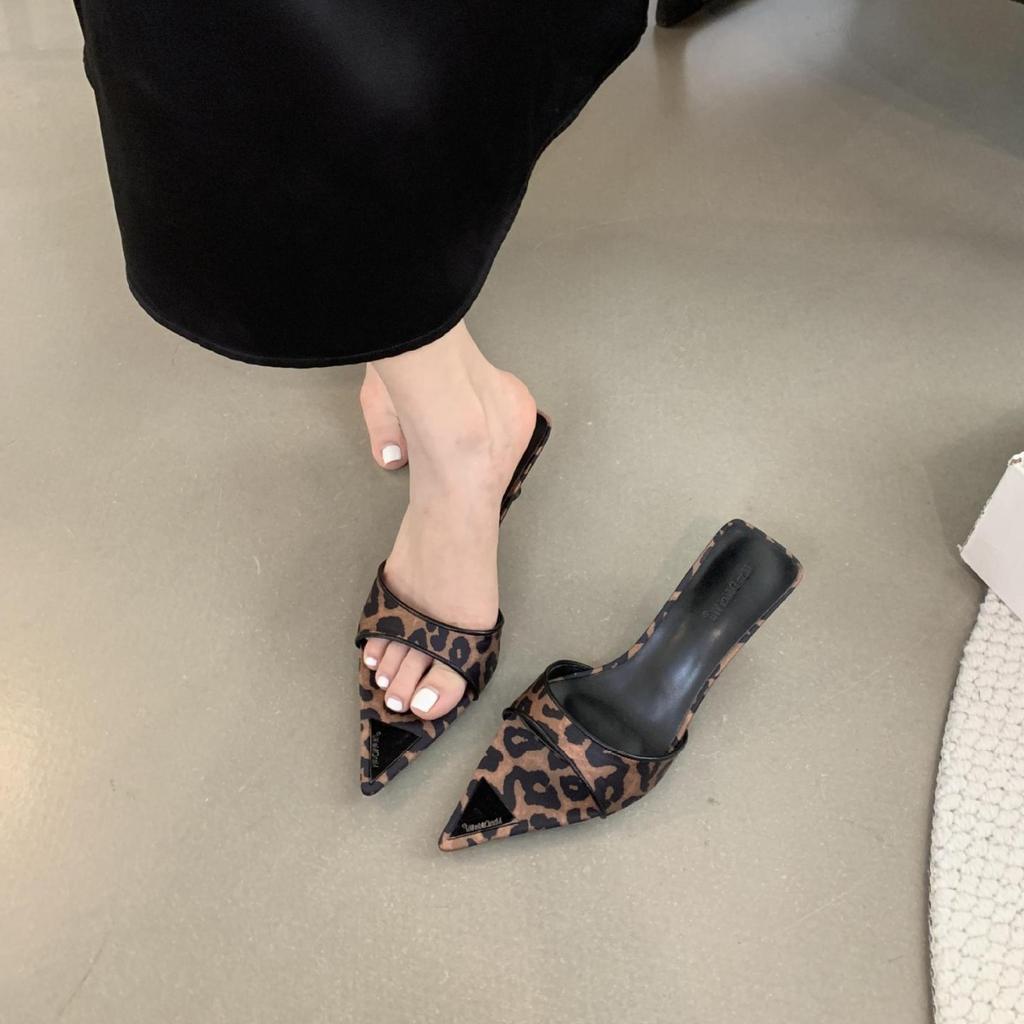 Fashion Shoes Slippers Women Summer Heeled Mules Pointed Toe Low Slides Pantofle High Thin Soft 2024 Concise PU Pumps Sexy Fabric Rome