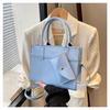Simple Contrast Color Casual 2025 Large Capacity Summer New Fashion Design Crossbody Portable Small Square Bag Women