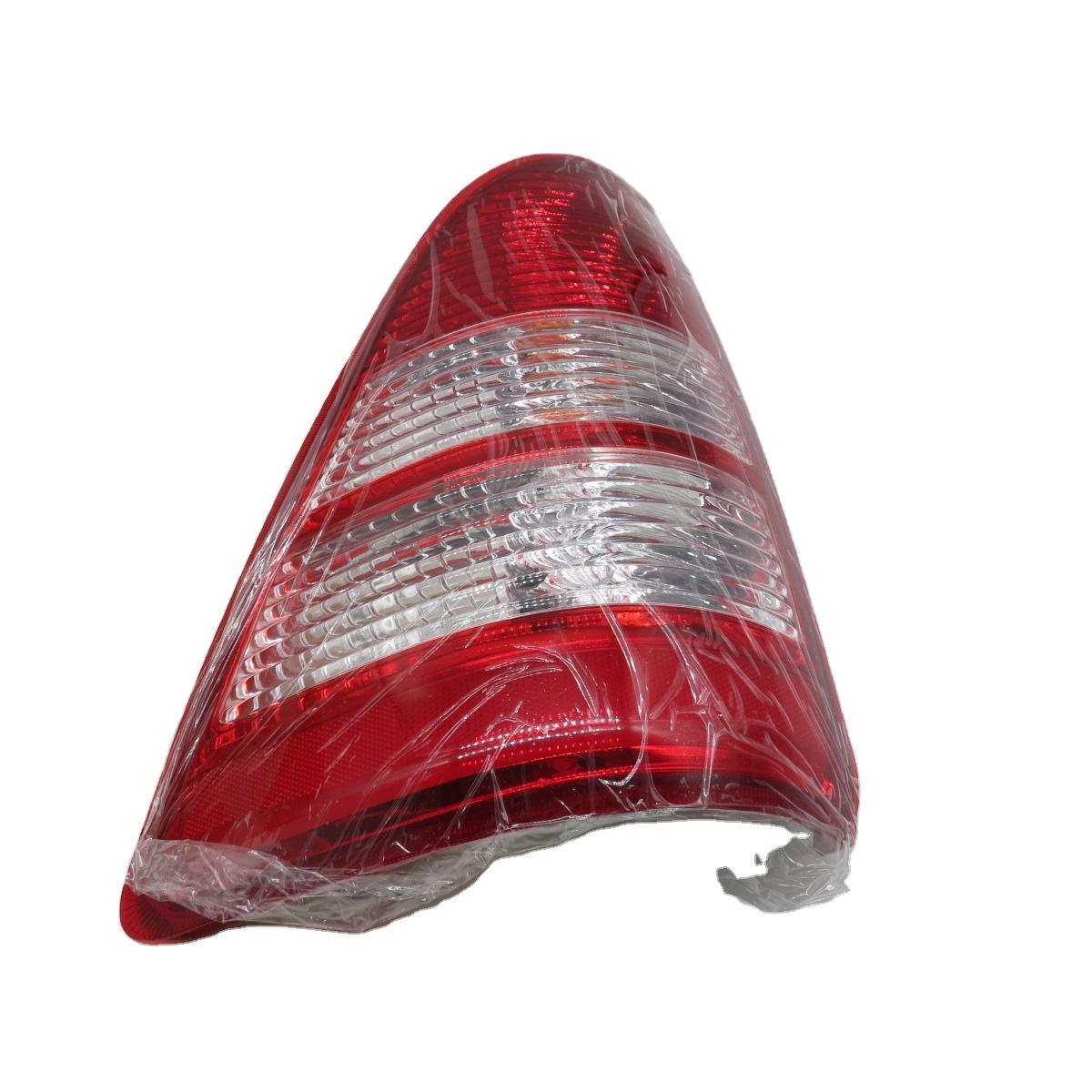 Factory Price Truck and Car Auto Parts Rear Taillight P1372010001A0 красный