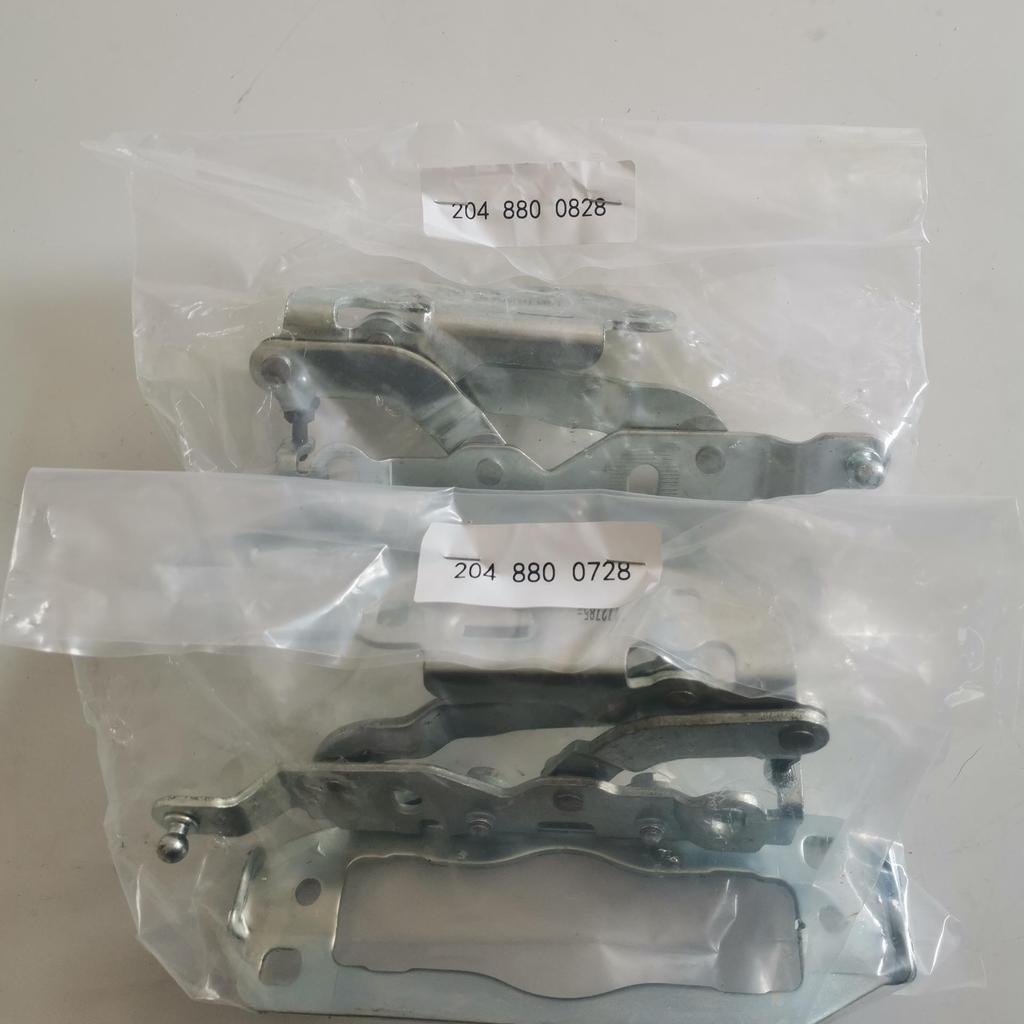 Left & Right Hood Hinges for Mercedes W204/W212 (2048800728)