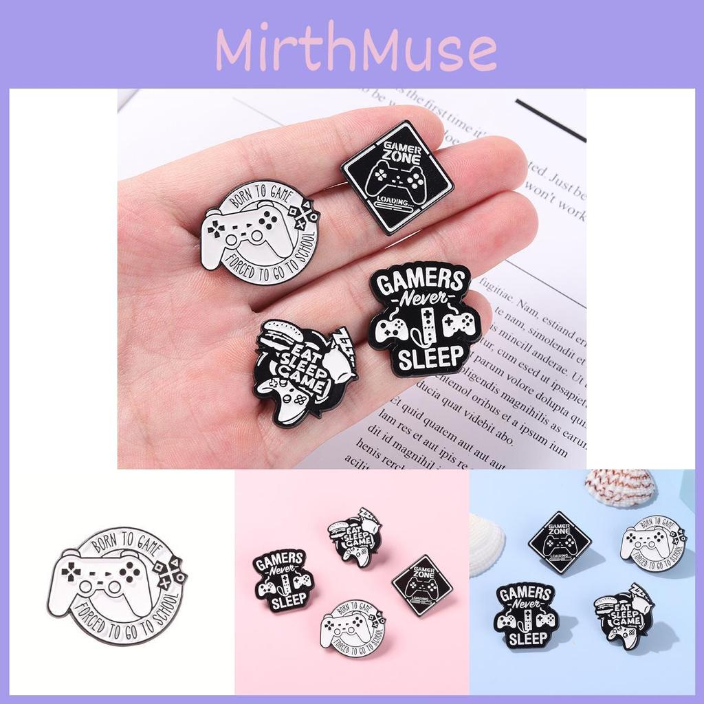 Unique Geometric Alloy Brooch Pin For Men And Women Fashion Accessory In Stylish Black And White Design