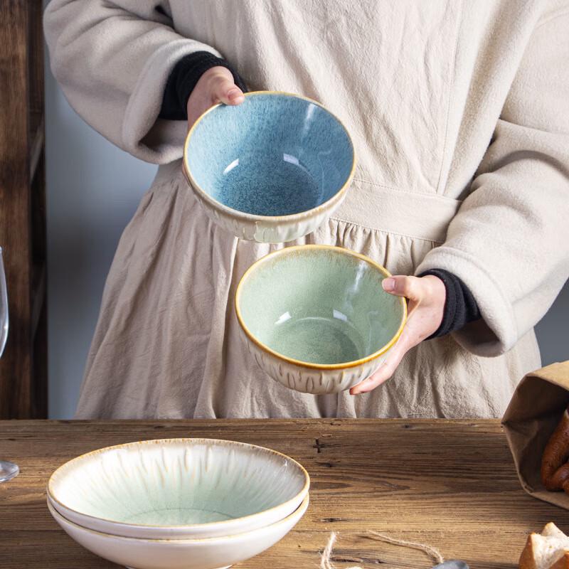 Qinkai Romantic Roman Relief Green Ceramic Dinner Plate, 10.75-inch