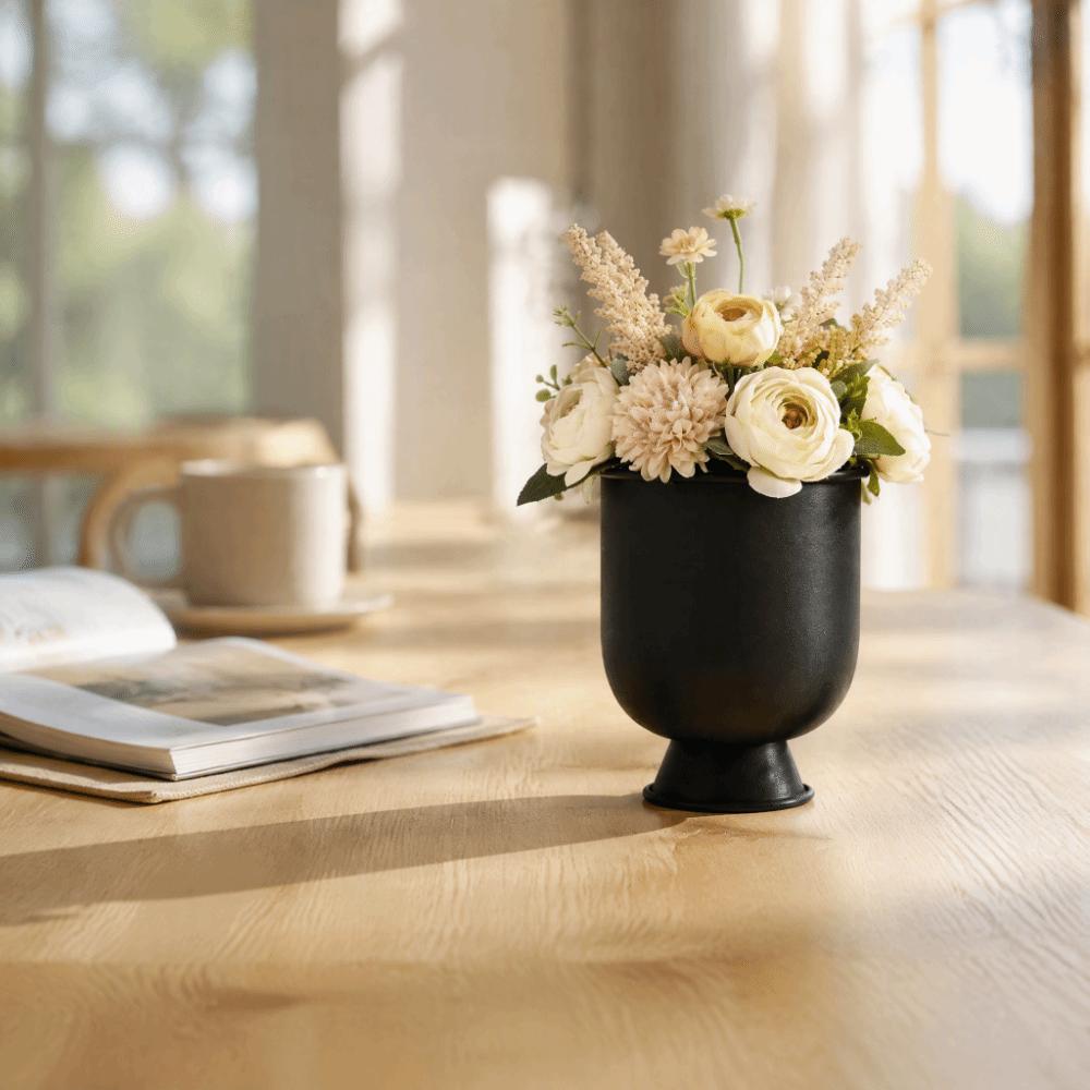 Vintage Iron Goblet Planter Iron Metal Flower Vase Durable Tabletop Plant Pot Home Decor
